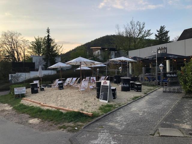 Sehr Schoene Ufernahe Ebenerdige Ferienwohnung Pura Vida Auf Der Halbinsel Scheid Scheid  المظهر الخارجي الصورة